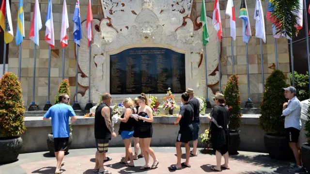 Monumen korban Bom Bali 2002 di Kuta, Bali.