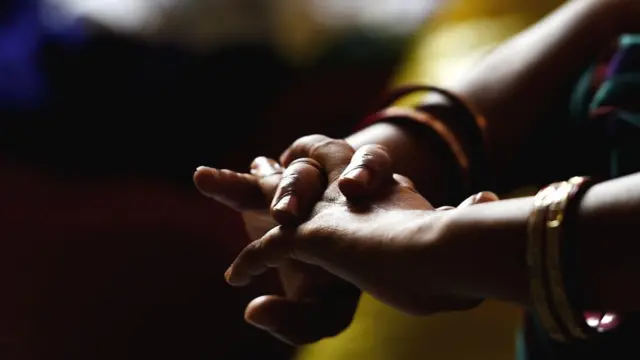 सांकेतिक तस्वीर, यौन दुर्व्यवहार की पीड़िता