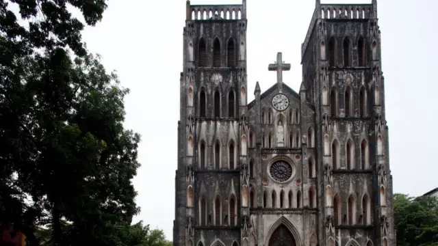 Nhà thờ lớn Hà Nội, một công trình theo phong cách kiến trúc Gothic