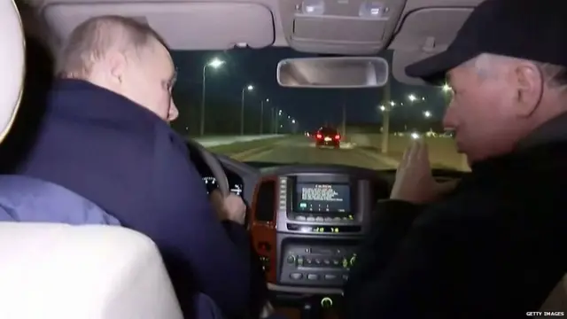 मारियुपोल में रूसी राष्ट्रपति पुतिन