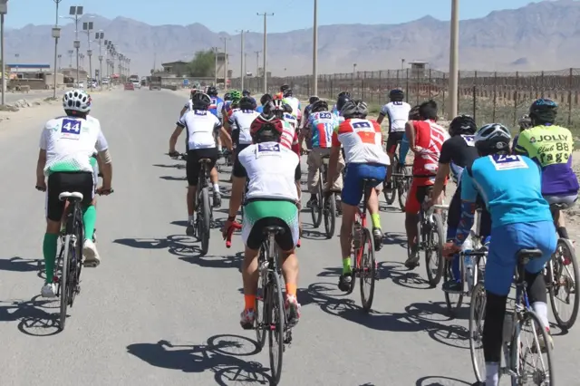 بایسکل ځغلونه