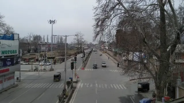 કાશ્મીરમાં કર્ફ્યુ