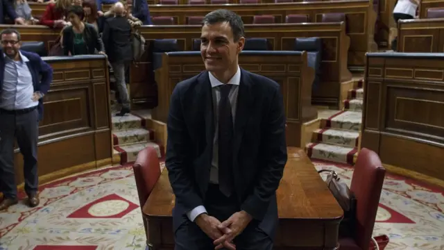Spanish Socialist Workers" Party (PSOE) leader Pedro Sanchez poses for the press after winning the no-confidence motion at the Lower House of the Spanish Parliament on June 1, 2018