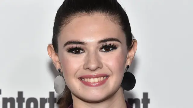 نيكول ماينز