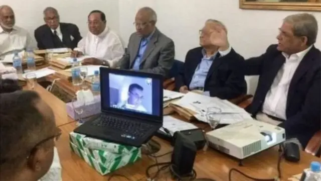 বিএনপির জাতীয় স্থায়ী কমিটির বৈঠকগুলোতে লন্ডন থেকে তারেক রহমান যোগ দেন ডিজিটাল প্রযুক্তির মাধ্যমে।