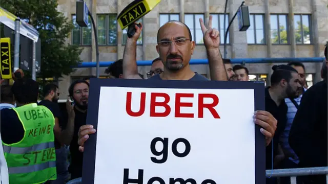 Protest taksista u Berlinu, jun 2018.