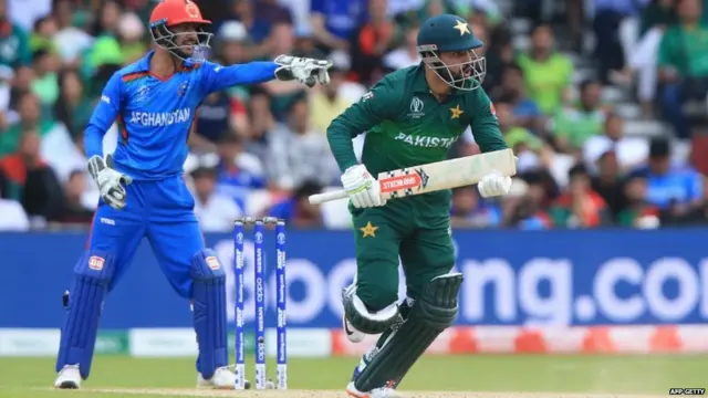 क्रिकेट