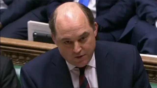 英国国防大臣本•华莱士表示，英国在世界其他地方的对手具有更好的装备和攻击能力