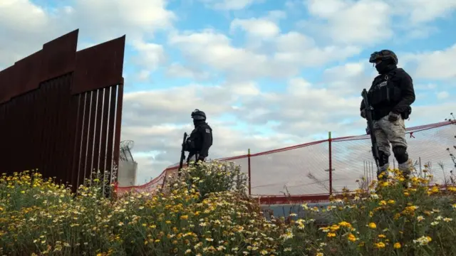 Militares mexicanos.
