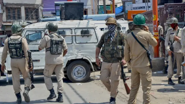 कश्मीर पुलिस