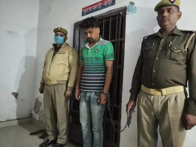 పోలీస్ స్టేషన్లో నిందితుడు లలిత్ శర్మ