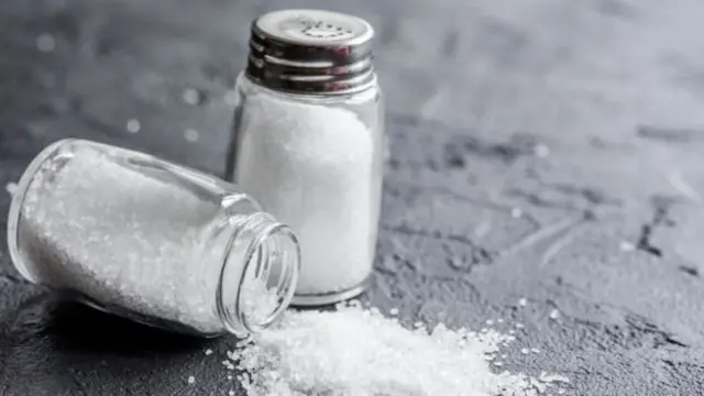 کاهش مصرف نمک نقش مهمی در کنترل فشار خون دارد