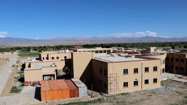 د لوګر روغتونونه