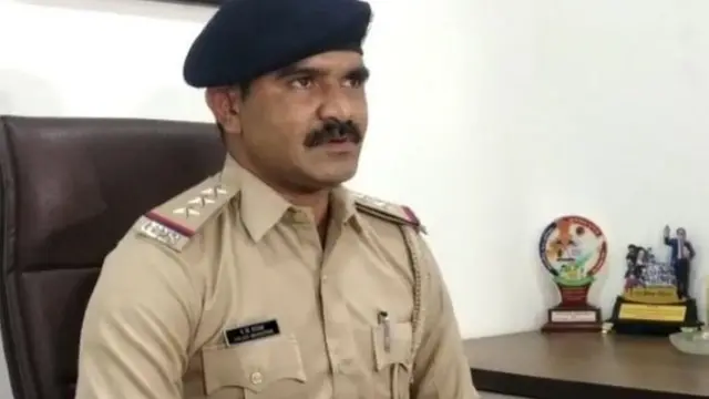 साबरमती रिवरफ्रंट (वेस्ट) के पुलिस इंस्पेक्टर वीएम देसाई