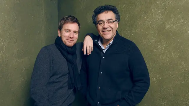 Rodrigo García junto al actor Ewan McGregor