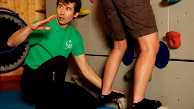 Pared de escalada delInstituto de Escalada Terapéutica de Thalgau, en Austria.