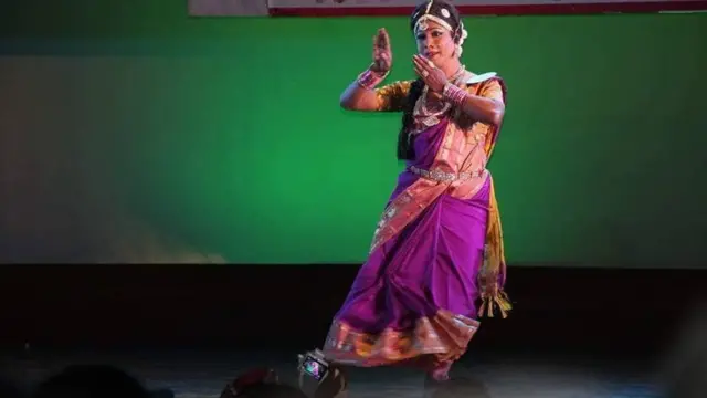 Bolalar bilan jinsiy buzuqlik The Hermits Hut porno onlayn