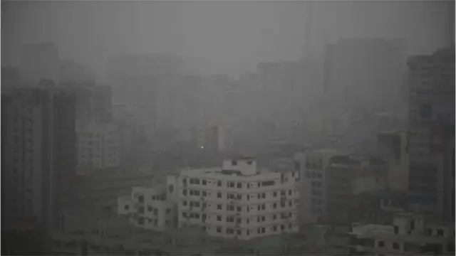 রাজধানী ঢাকাতে আজ সর্বোচ্চ তাপমাত্রা ২৮.৬ ডিগ্রি সেলসিয়াস।