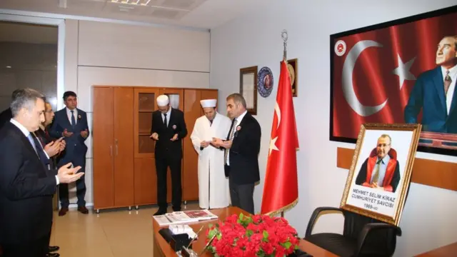 savcının odasında anma