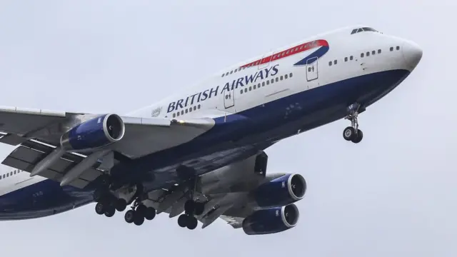 Avión.