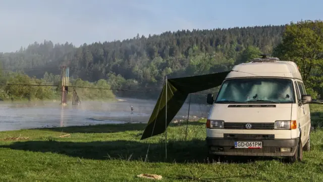 автомобіль