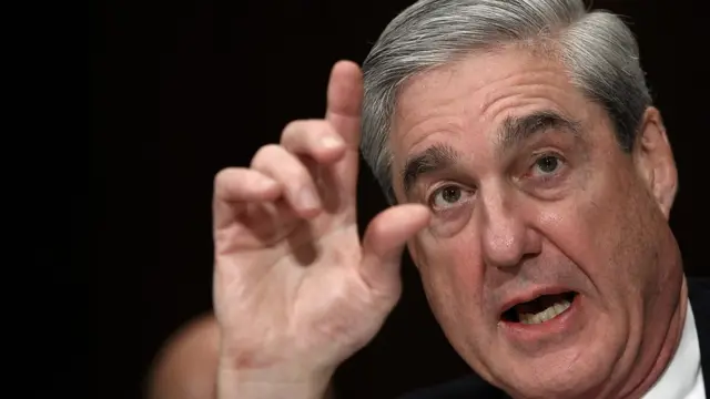 Robert Mueller habla en una audiencia en el Senado en 2011.