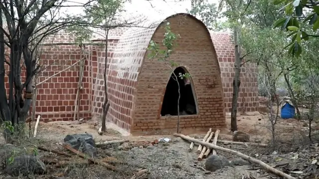 மாற்று வீடு