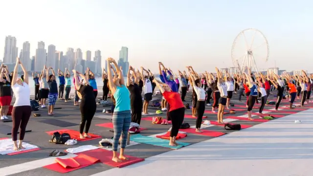Конечно, можно заставить себя жить по режиму "жаворонка", но это вряд ли сделает вас счастливее или производительнее