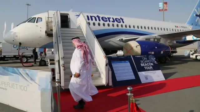 SSJ100