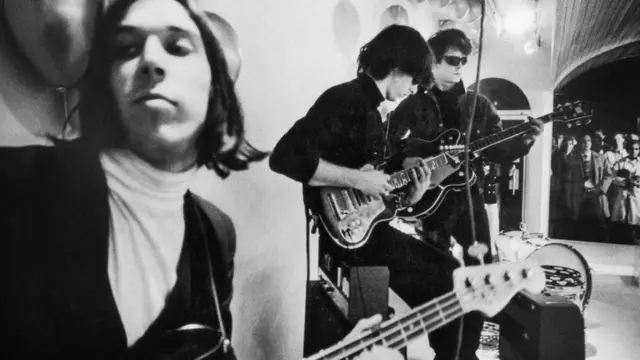 Dokumentarac Toda Hejnsa prikazuje avangardni i nedodirljivi kul stil jednog od najvažnijih bendova 60-ih godina prošlog veka