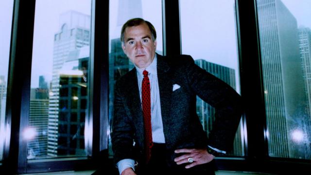 El experto en asesinos seriales John E. Douglas, un año después de retirarse del FBI, en 1996.