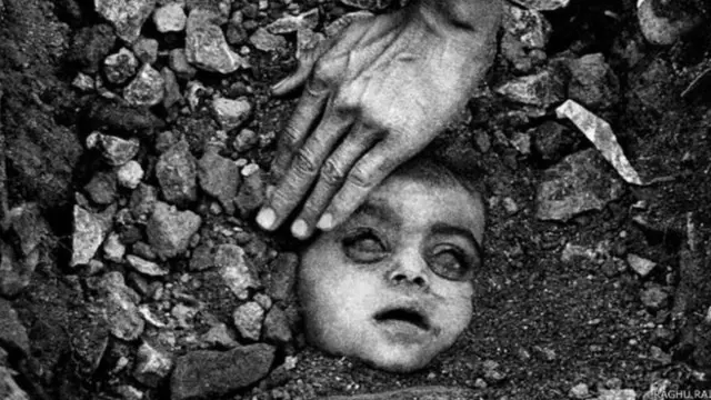 रघु राय की भोपाल गैस त्रासदी पर तस्वीर