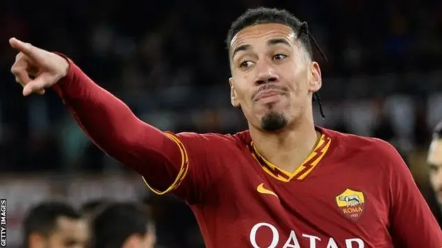 Beki wa Manchester United Chris Smalling, 30, ambaye yupo kwa mkopo Roma