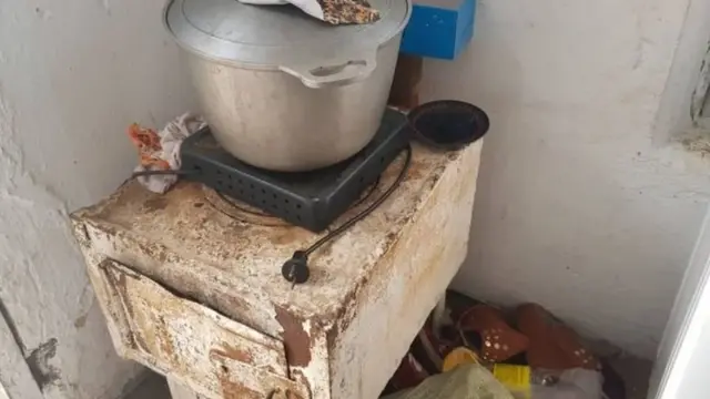 Сүрөттүн каарманга тиешеси жок