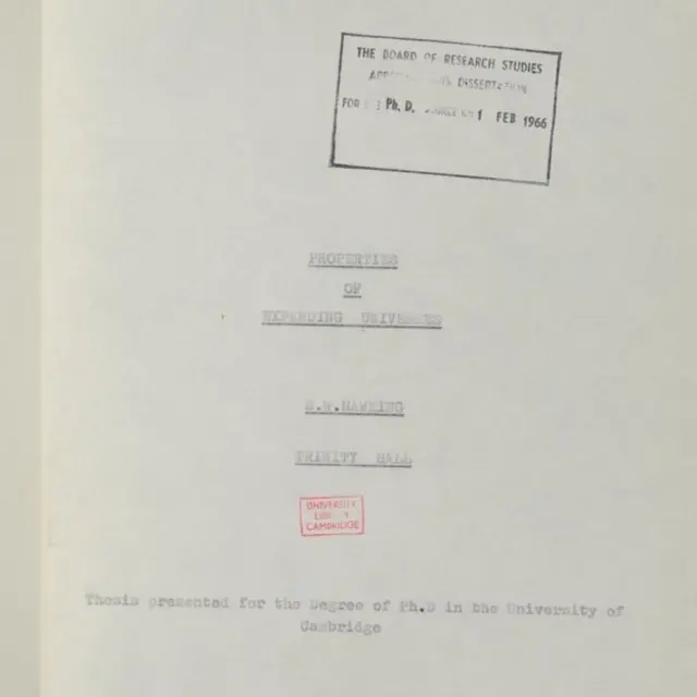 หน้าปกในของวิทยานิพนธ์ปริญญาเอก "คุณสมบัติของจักรวาลที่ขยายตัว"
