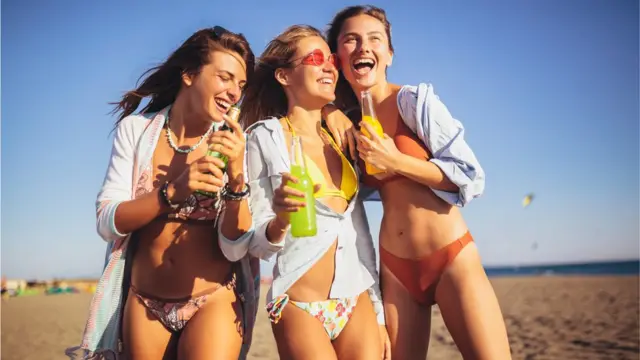 Бийлик өкүлдөрү жаштарды коом алдындагы жоопкерчилигин унутпоого чакырууда