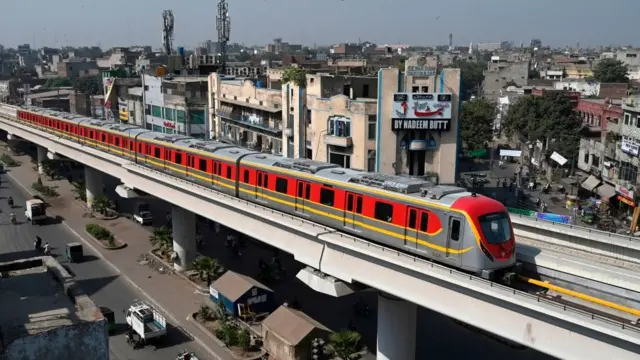 লাহোর মেট্রো সার্ভিস