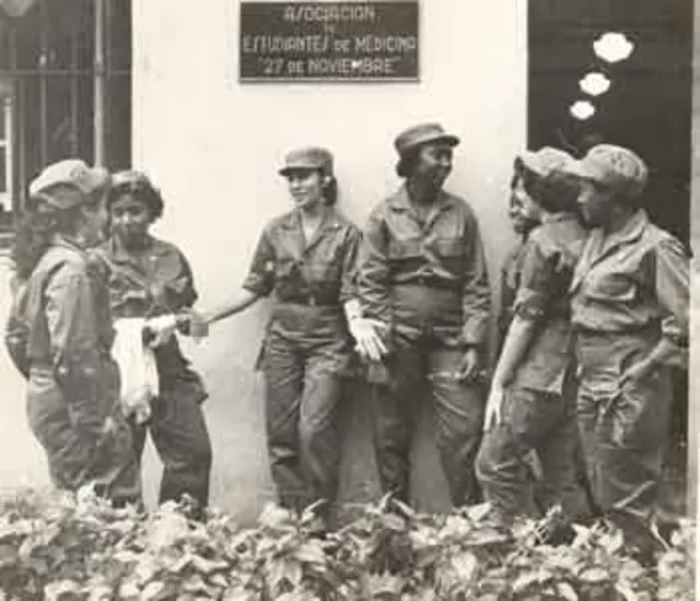 Jóvenes cubanos en 1962