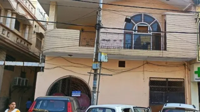 க்யான் பிரகாஷ் ரஸ்தோகி விற்ற வீடு