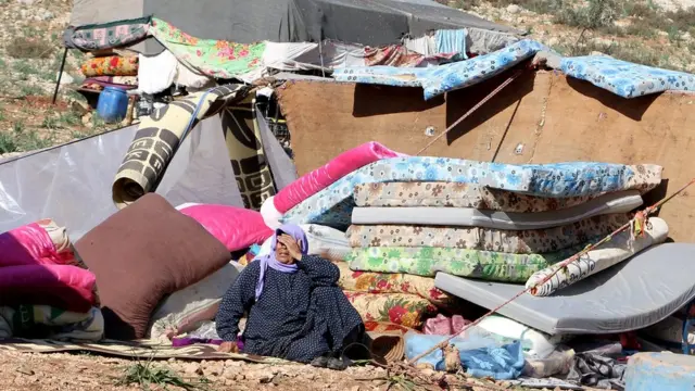 تصعيد العمليات العسكرية أدى إلى نزوح المئات