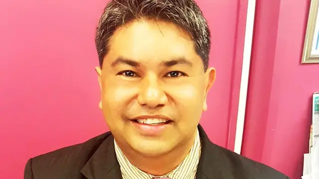 Терренсу Кингу отказывали, потому что он не похож на китайца, хотя у него было прекрасное образование