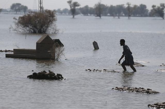 Enchente no Paquistão