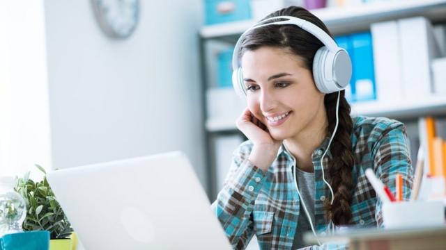 Estudios muestran cuál es la música para estudiar mejor
