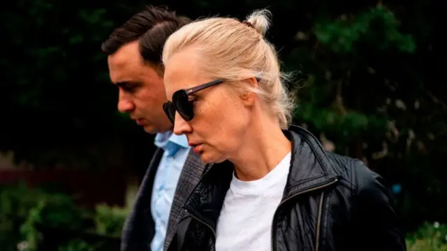 Жена политика Юлия Навальная и директор ФБК Иван Жданов (на фото) жаловались, что врачи со вчершанего дня отказывались рассказать им, что все-таки случилось с оппозиционером