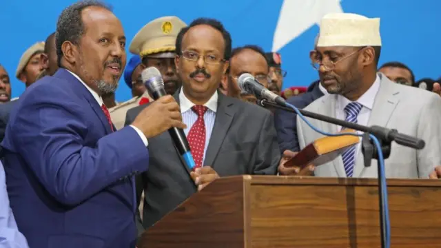Xasan Sheekh Maxamuud ayaa xilka ku wareejiyay Farmaajo, bishii February sannadkii 2017-kii.