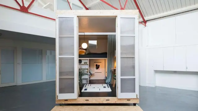 Obra de arquitectura parásita