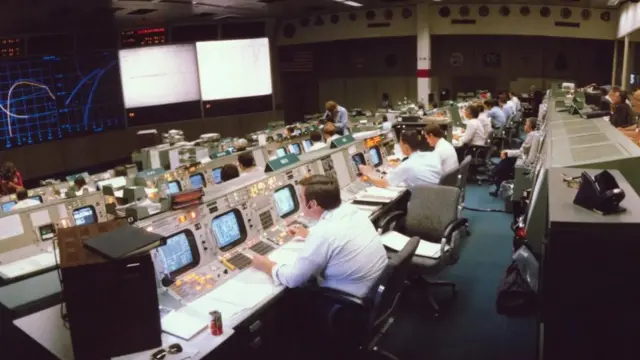 Un centre de contrôle de la NASA