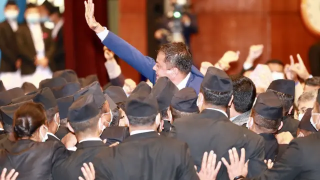 संसद् बैठकमा एमाले अवरोध