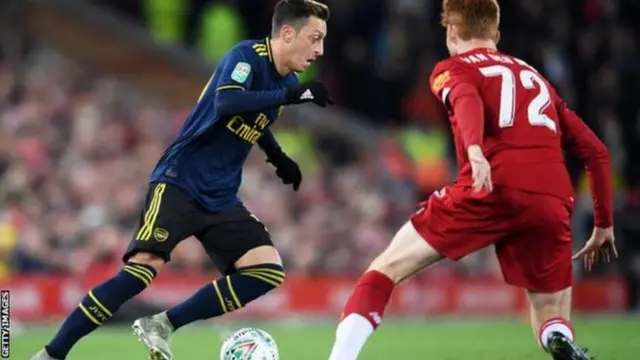 Kuva yatangira gukinira Arsenal mu 2013, Mesut Ozil amaze gutanga imipira yavuyemo ibitego 70 mu marushanwa yose amaze gukina - birutaho 28 iby'undi mukinnyi uwo ari we wese