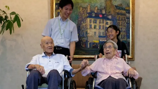 Pasangan tertua di Jepang ini memiliki 25 cicit.